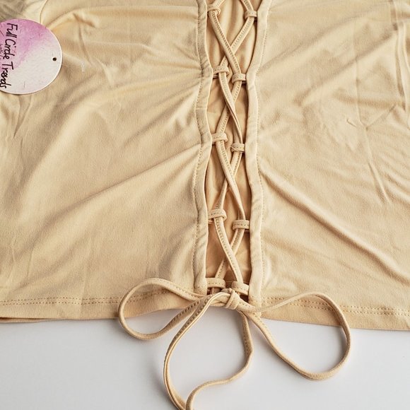 FULL CIRCLE TRENDS Tie back detail Top - Picture 4 of 8